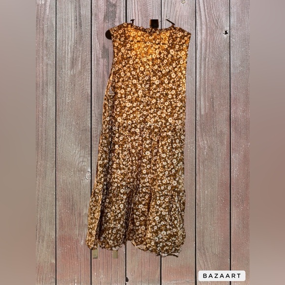 Old Navy mustard yellow mini sun dress, floral print, Size Xlg Tall. 100% Rayon - Picture 3 of 4